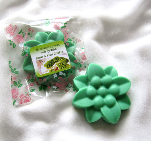 Fruity lime kiwi cookie - kiwi,